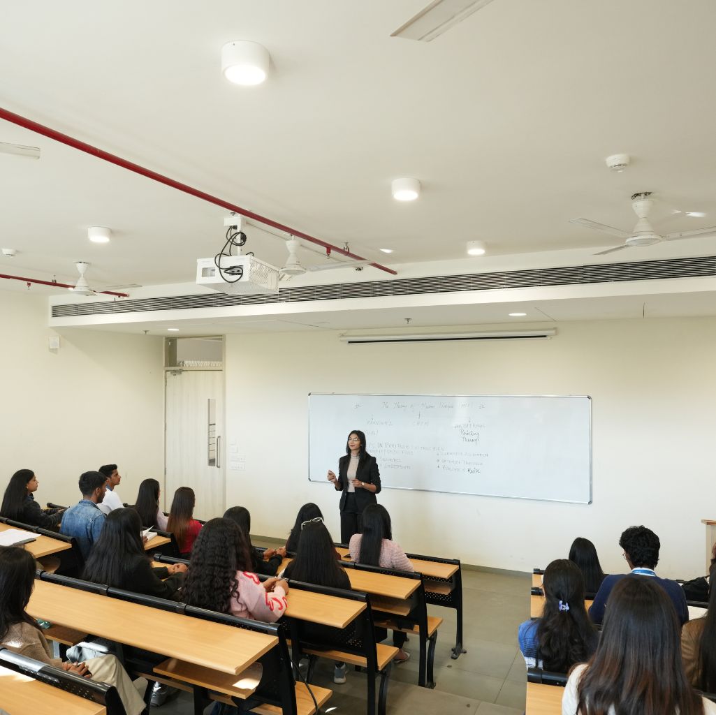 Best infrastructure college in indore